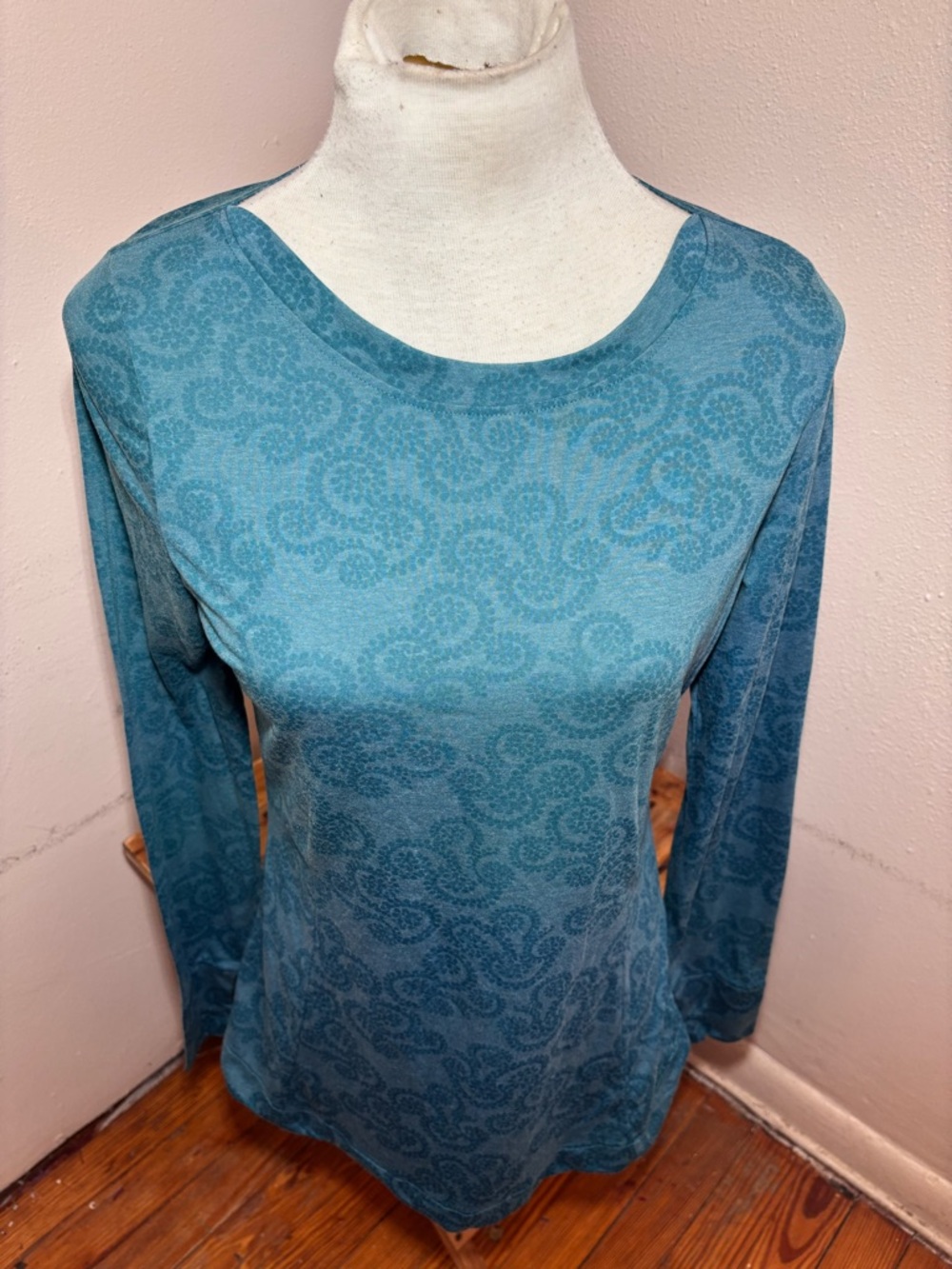 Woolrich Women’s Long Sleeve Shirt - Picture 3 of 10